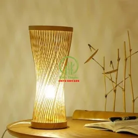 ĐÈN ĐỨNG MÂY TRE KD001