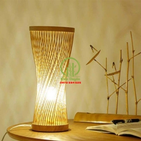 ĐÈN ĐỨNG MÂY TRE KD001