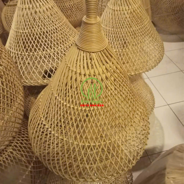 ĐÈN NƠM MÂY TRE ĐAN KD011